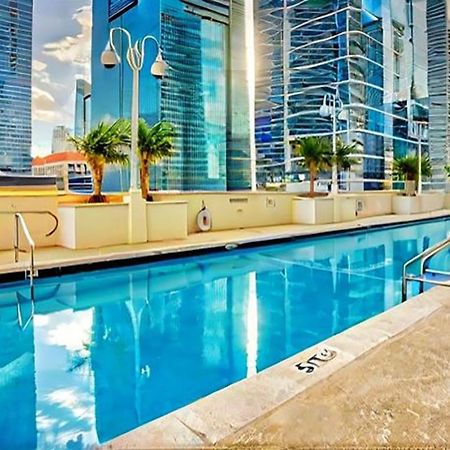 Apartamento Elegant Centric Vibrant Pool Jacuzzi Free Parking Miami Exterior foto